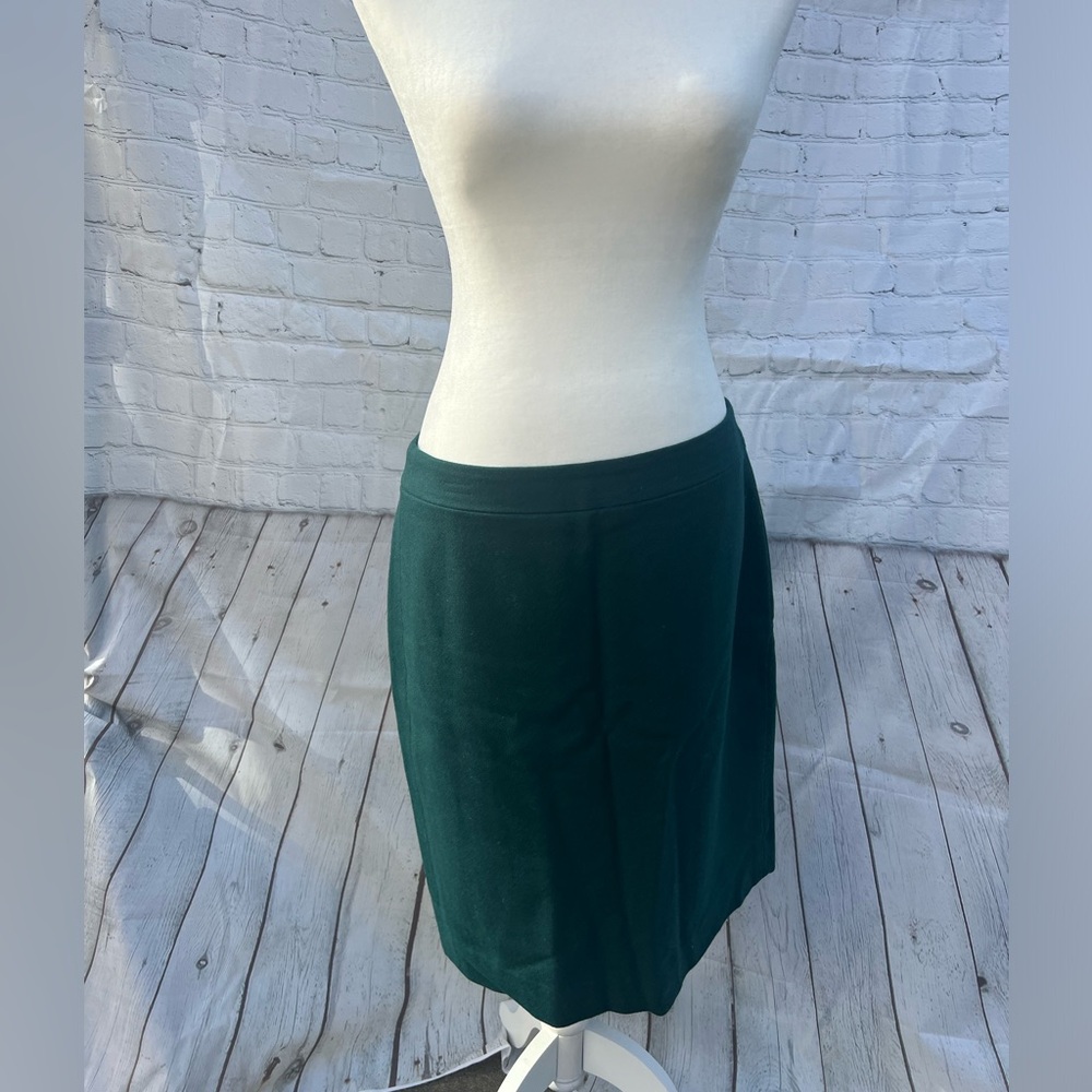 NWOT Forest Green J Crew Pencil Skirt, Size 8
